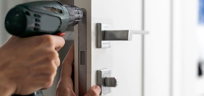 Locksmith For Lock Replacement Near Me in Calipatria, CA