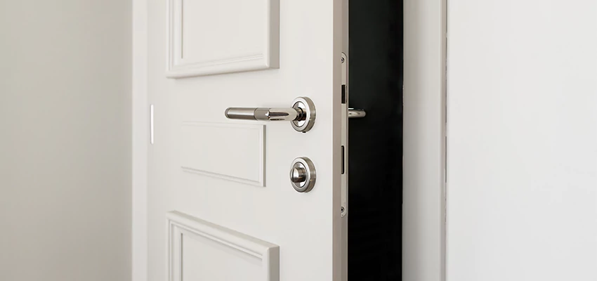 Folding Bathroom Door With Lock Solutions in Calipatria, CA
